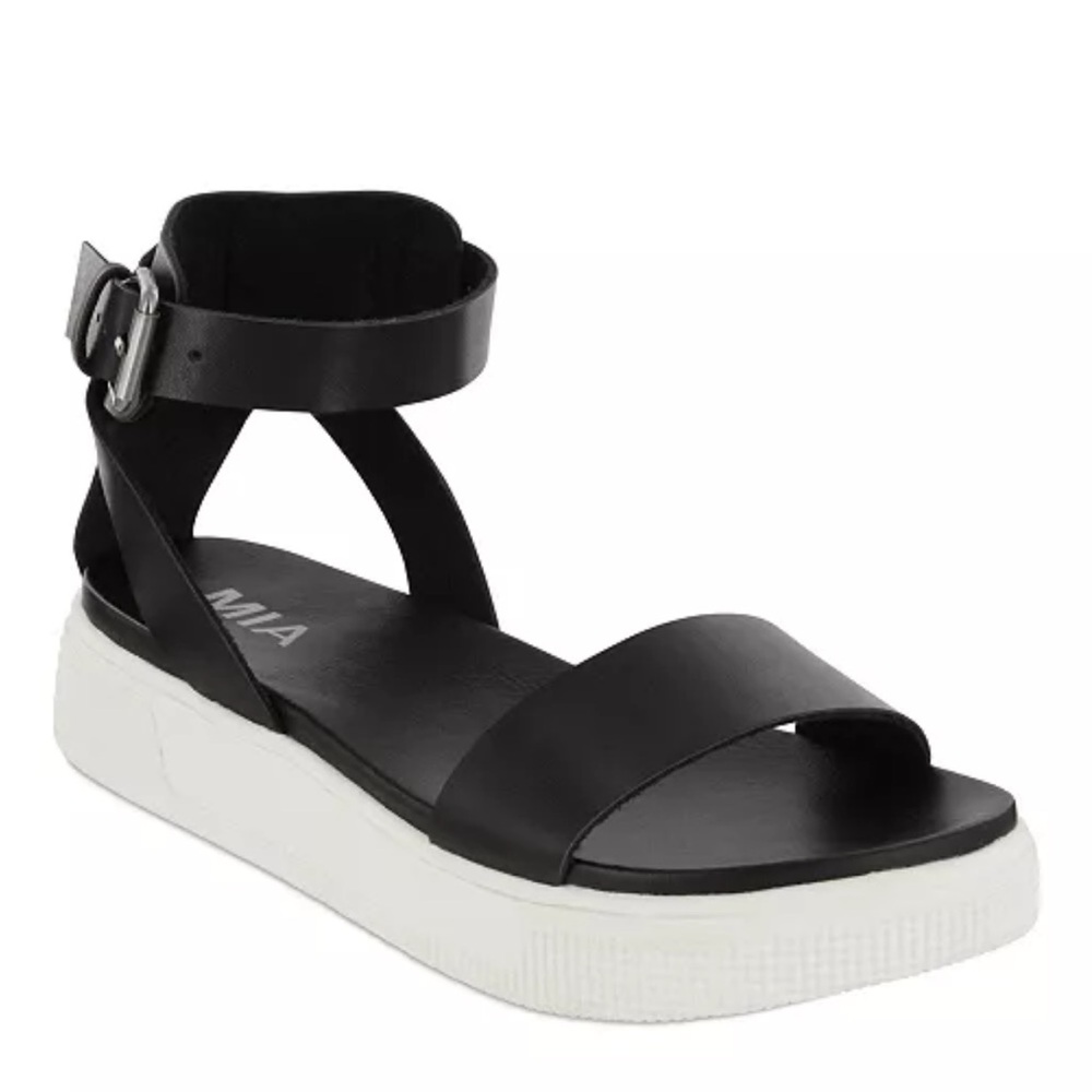 MIA Ellen Women's Sandals in Black. Size: 9.5